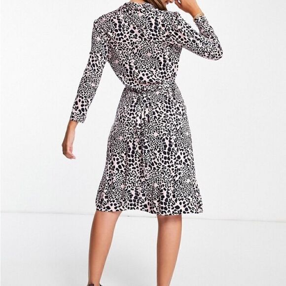 French Connection Pink & Black Animal Meadow Print Mini Dress Women size 6 - Picture 2 of 16